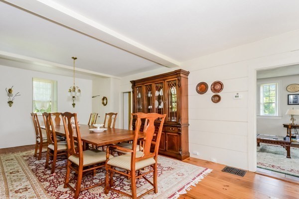 138 Hardwick Road New Braintree, MA 01531 - Photo 4 of 33 Gallery Image 4