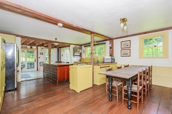 138 Hardwick Road New Braintree, MA 01531 - Photo 10 of 33 Gallery Image 10