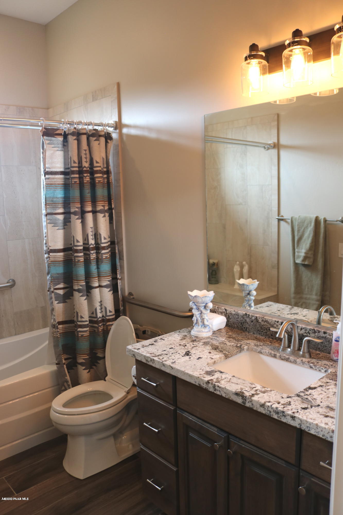 11749 Arrow Ranch Road Prescott, AZ 86305 - Photo 16 of 22 Guest Bath