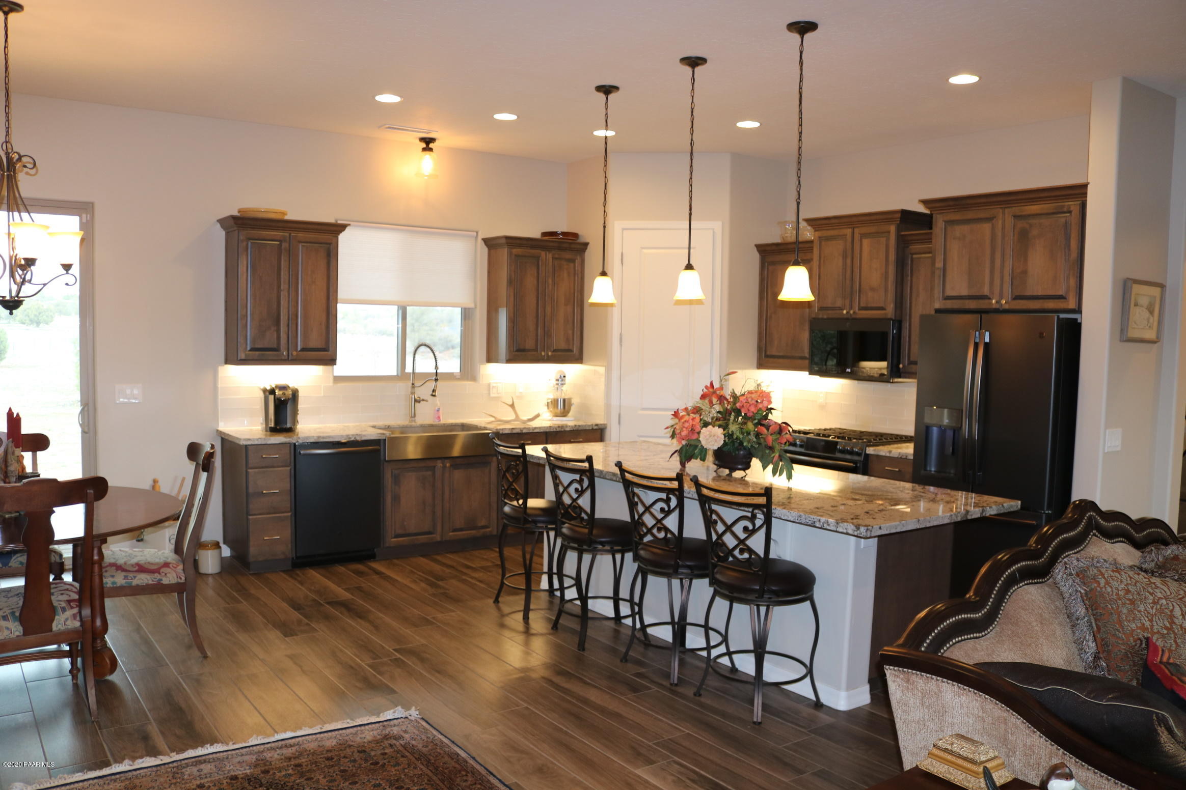 11749 Arrow Ranch Road Prescott, AZ 86305 - Photo 7 of 22 Kitchen