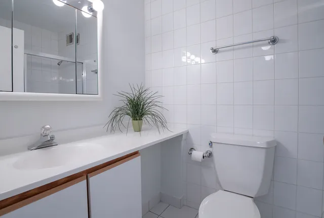 $225,000 | 8809 Golf Road, Unit 8J, Niles, IL 60714