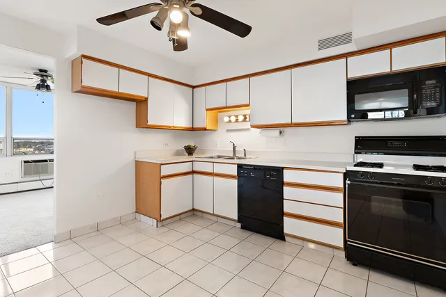 $225,000 | 8809 Golf Road, Unit 8J, Niles, IL 60714