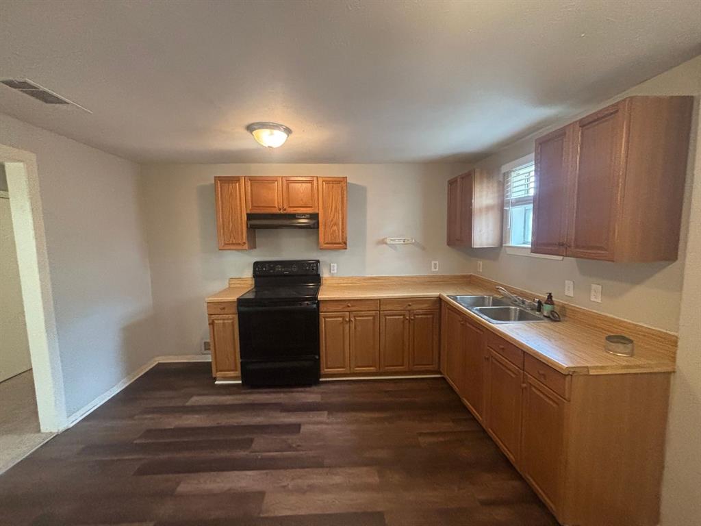 521 Ruth Street, Unit A Denton, TX 76205 - Photo 7 of 20 Gallery Image 7