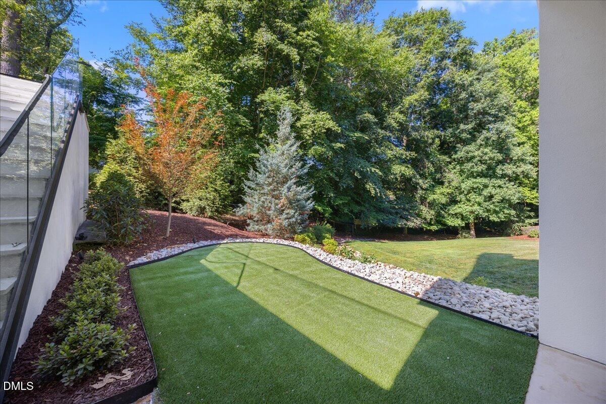 5301 Inglewood Lane Raleigh, NC 27609 - Photo 85 of 88 08-2A1A7008