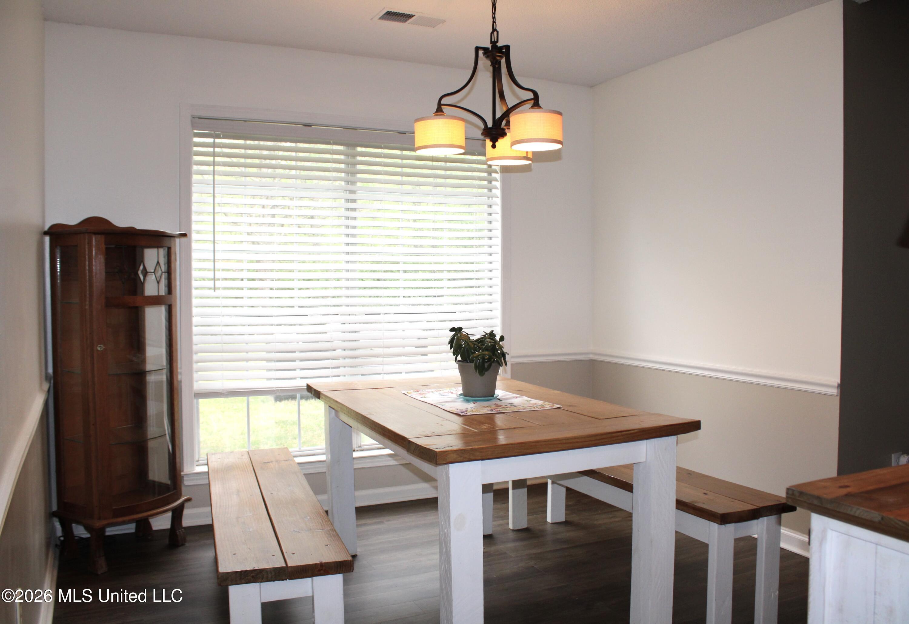 5676 Southbend Lane Olive Branch, MS 38654 - Photo 12 of 42 Formal Dining Room