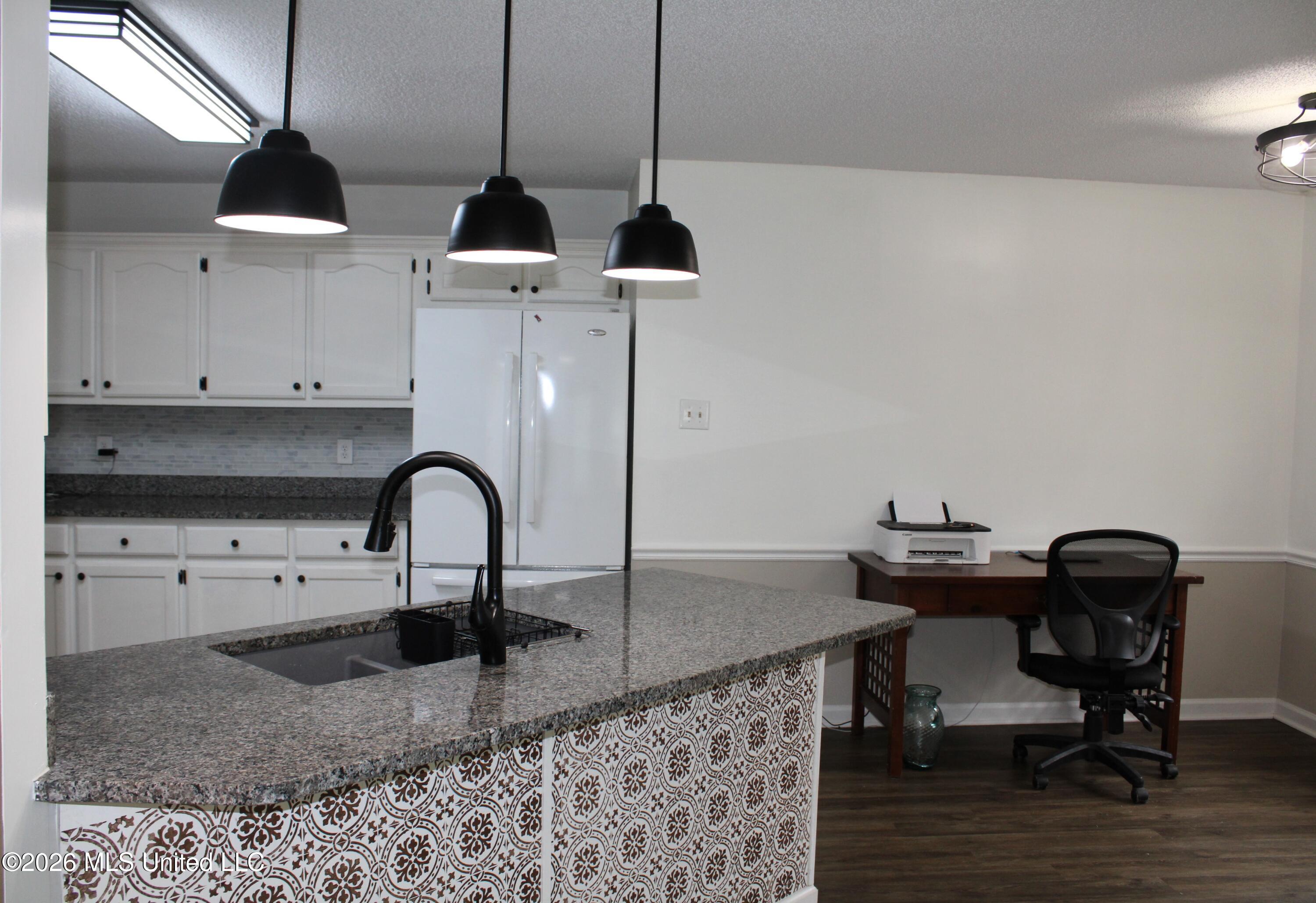 5676 Southbend Lane Olive Branch, MS 38654 - Photo 16 of 42 Snack Bar