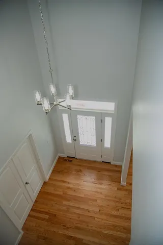 a view of empty room with window