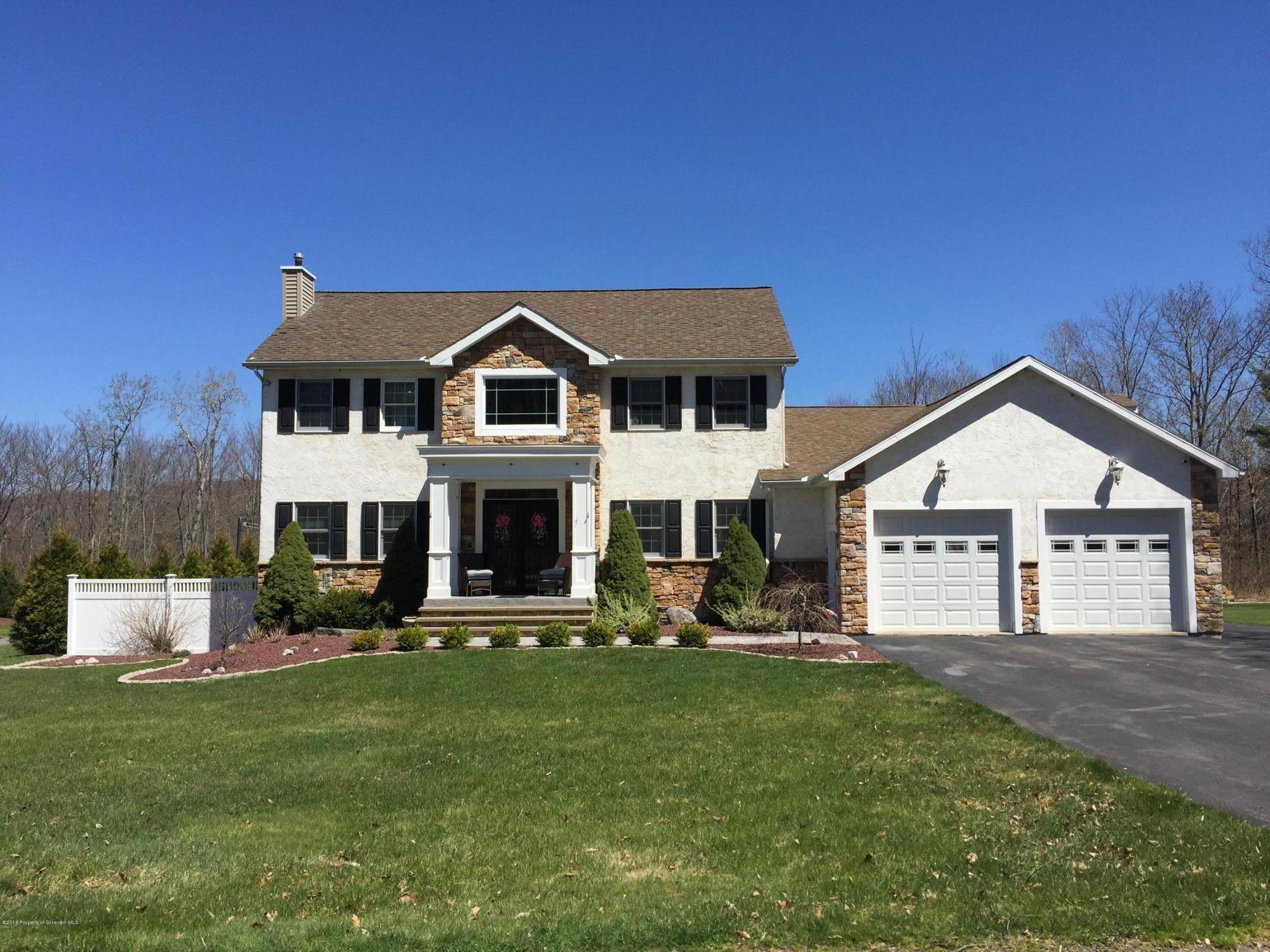 152 Hahn Road Moscow, PA 18444 - Photo 1 of 34 Gallery Image 1