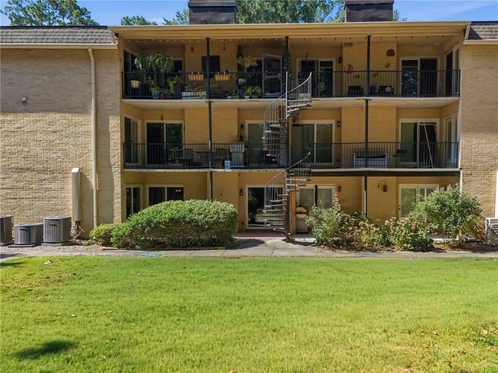 5400 Roswell Road, Unit N6 Sandy Springs, GA 30342 - Photo 19 of 27 Gallery Image 19