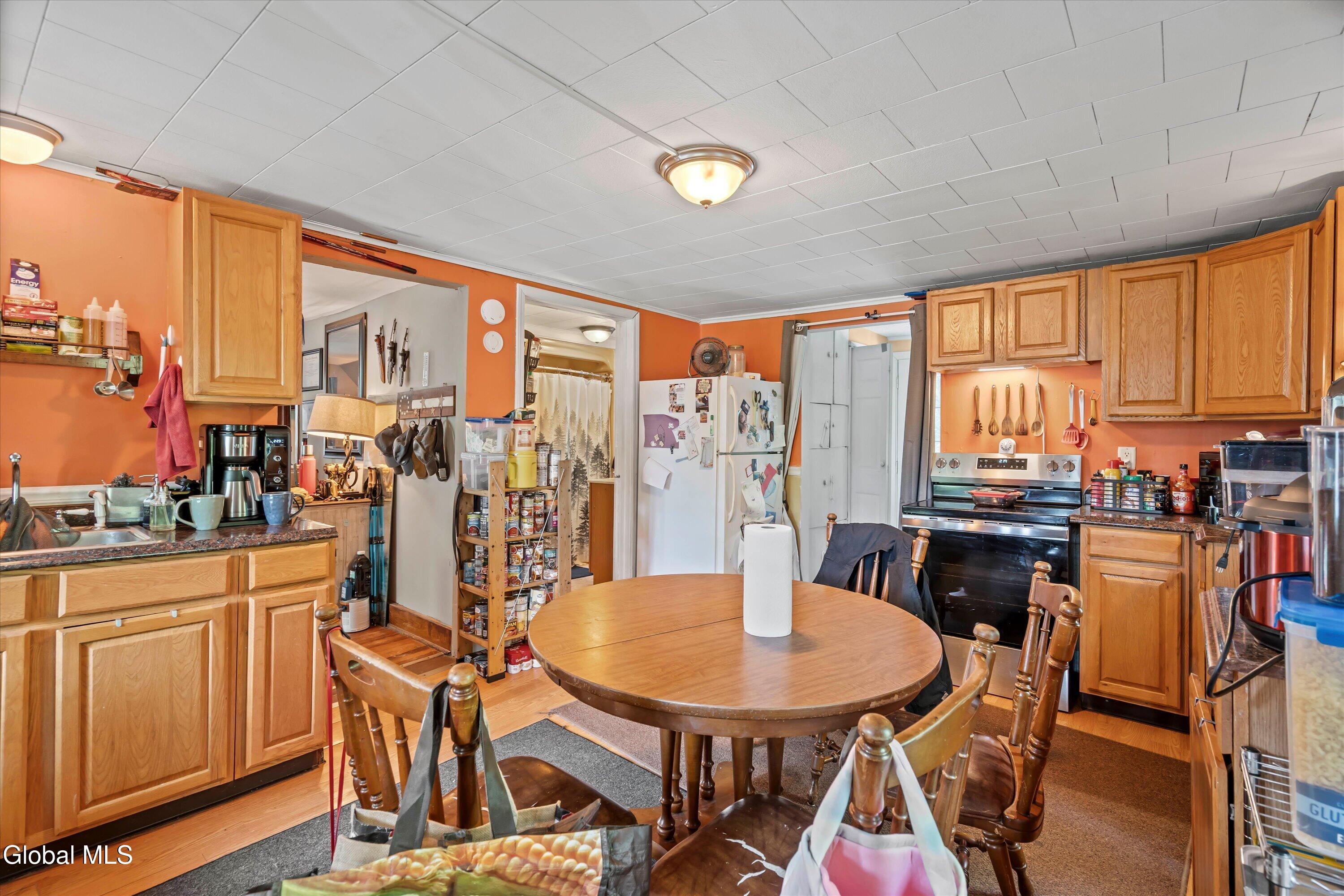 647 Saratoga Road Schenectady, NY 12302 - Photo 13 of 52 43-ADK-43