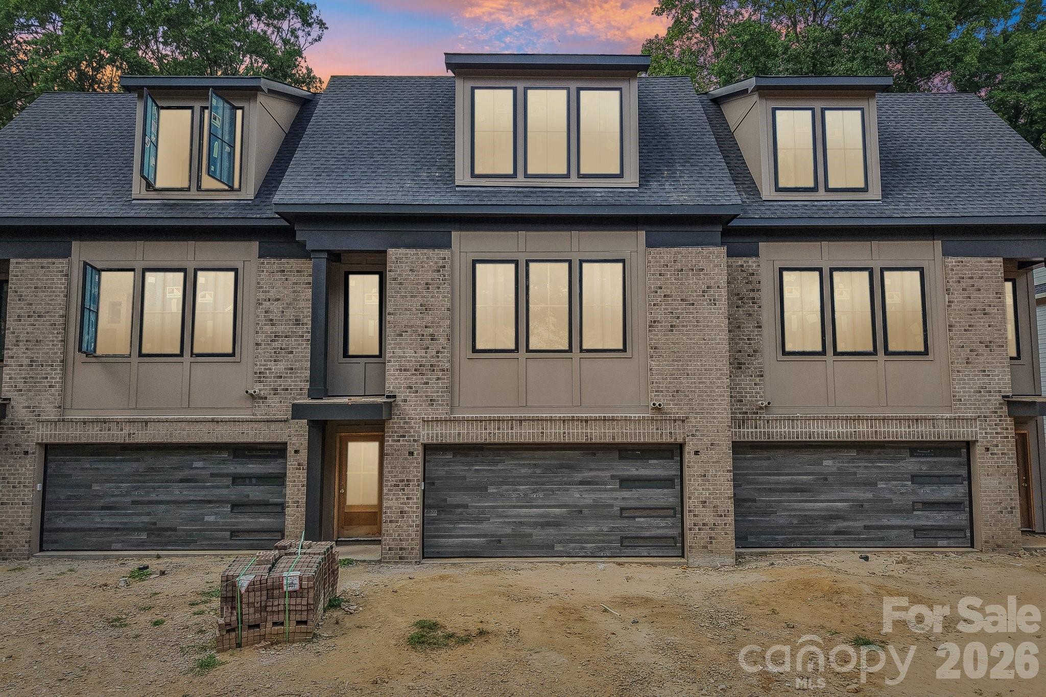 1539 Crystal Road Charlotte, NC 28205 - Photo 3 of 40 Gallery Image 3