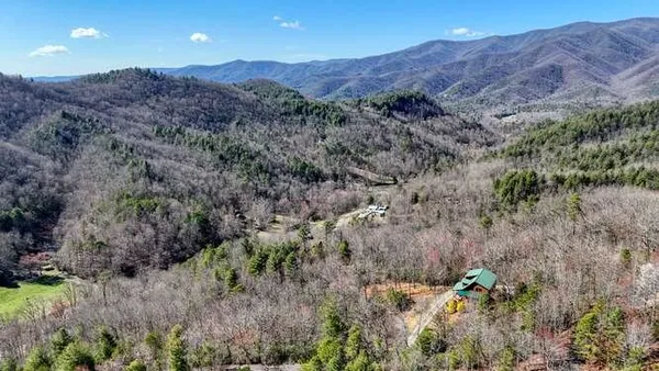 $618,000 | 230 Smokin Ridge, Hayesville, NC 28904