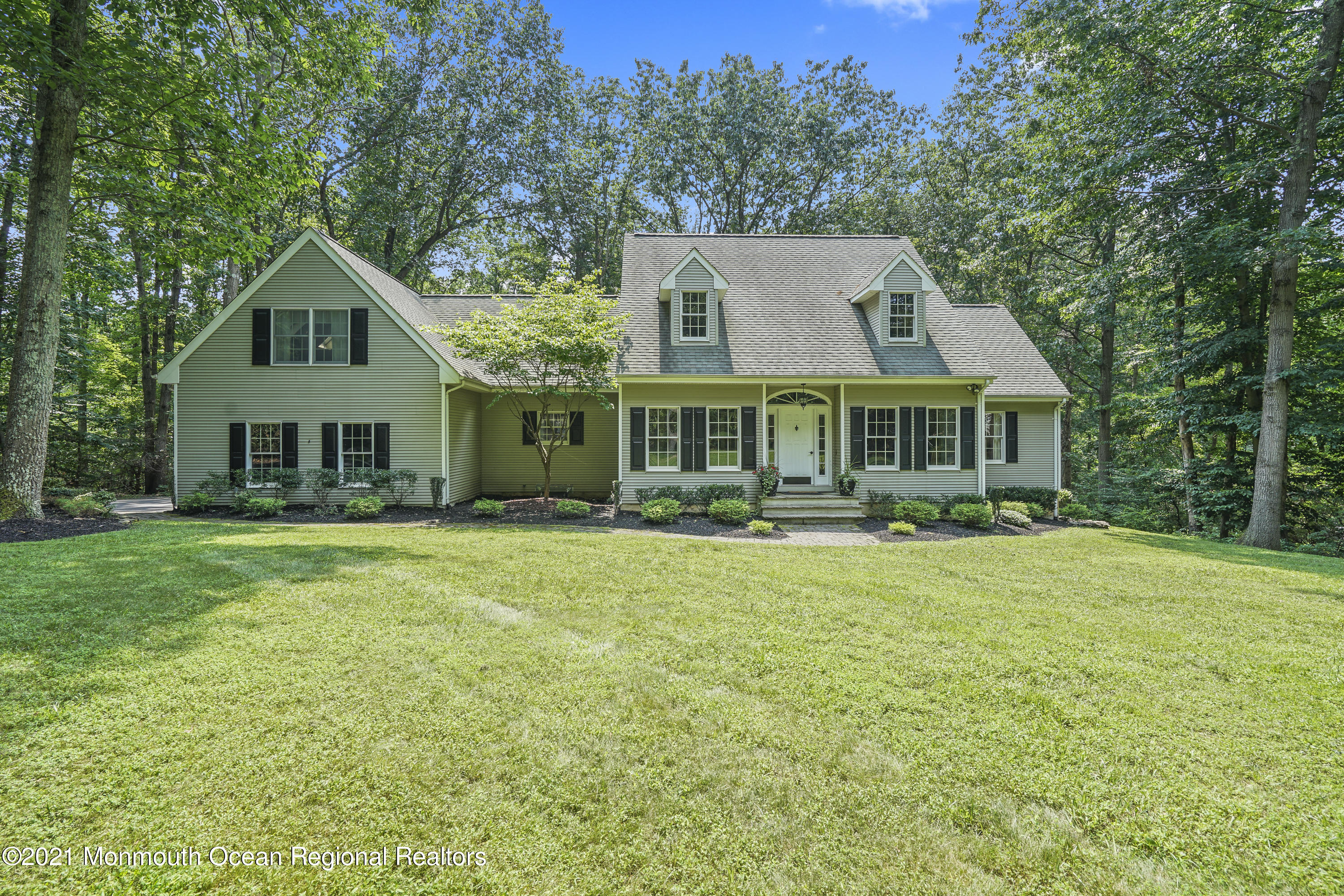1 Rues Road Cream Ridge, NJ 08514 - Photo 2 of 43 DSC00540