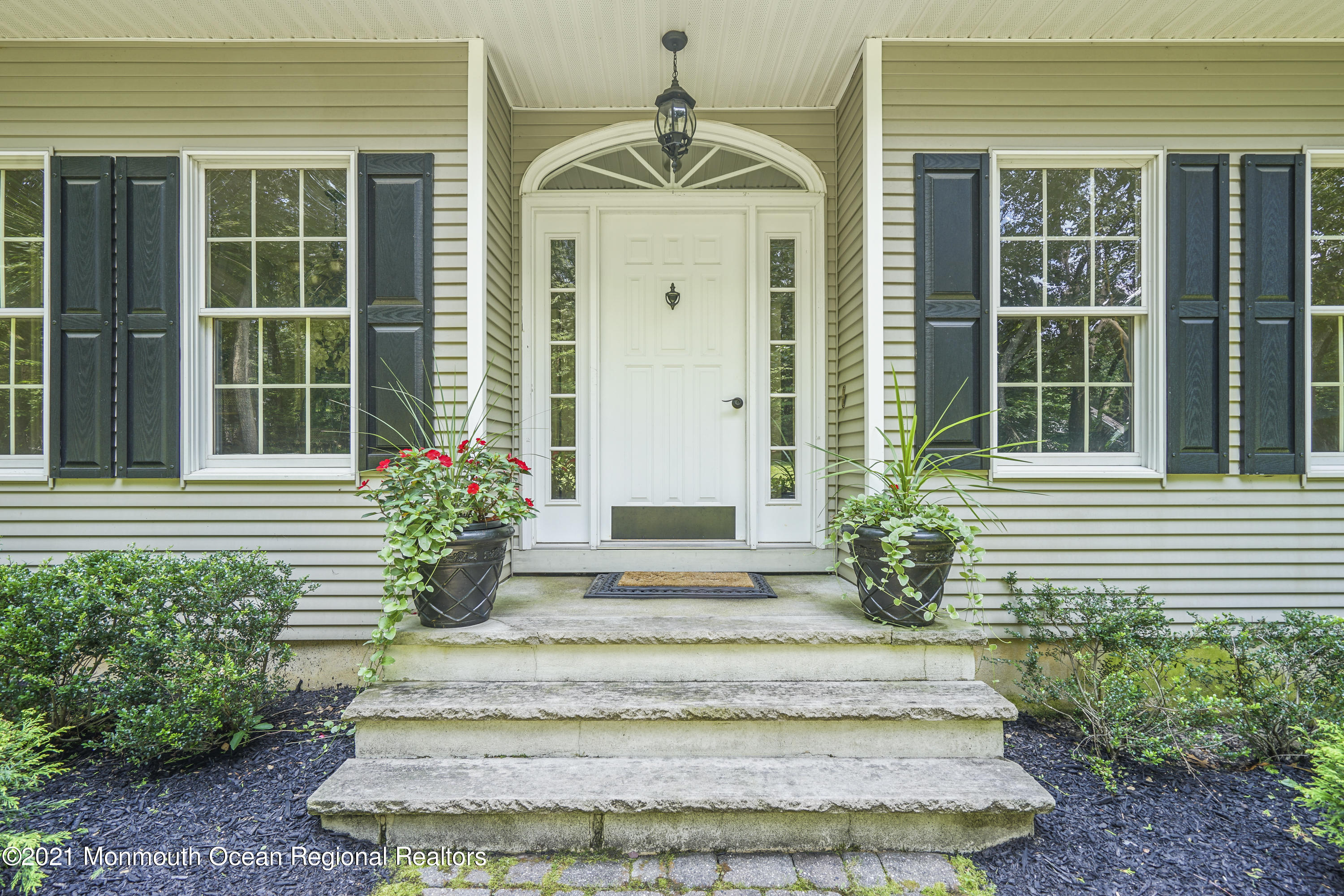 1 Rues Road Cream Ridge, NJ 08514 - Photo 5 of 43 DSC00545