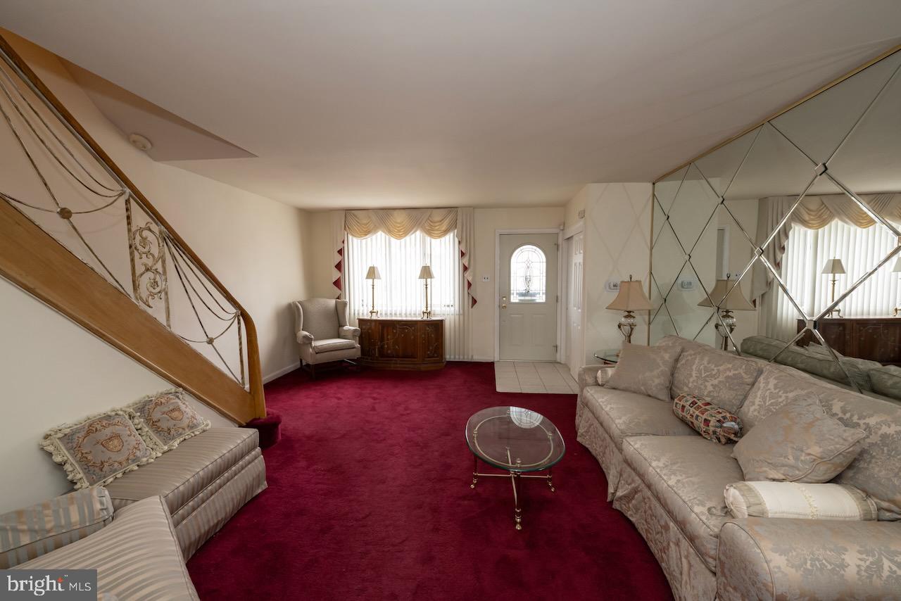 8648 Rugby Street Philadelphia, PA 19150 - Photo 4 of 51 Gallery Image 4