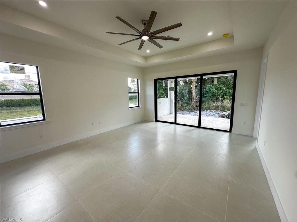 2480 Florida Avenue Naples, FL 34112 - Photo 12 of 46