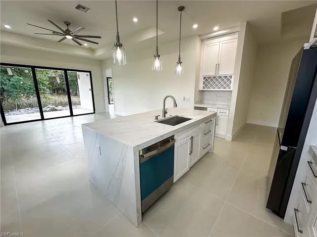 $1,295,000 | 2480 Florida Avenue, Naples, FL 34112