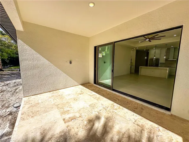 $1,295,000 | 2480 Florida Avenue, Naples, FL 34112