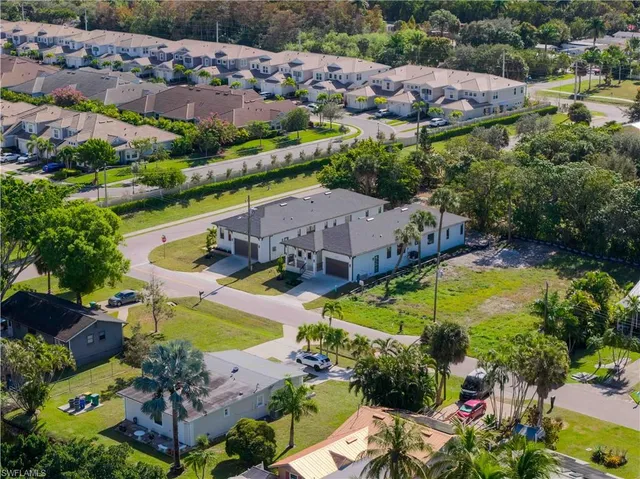 $1,295,000 | 2480 Florida Avenue, Naples, FL 34112