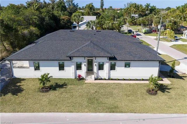 $1,295,000 | 2480 Florida Avenue, Naples, FL 34112