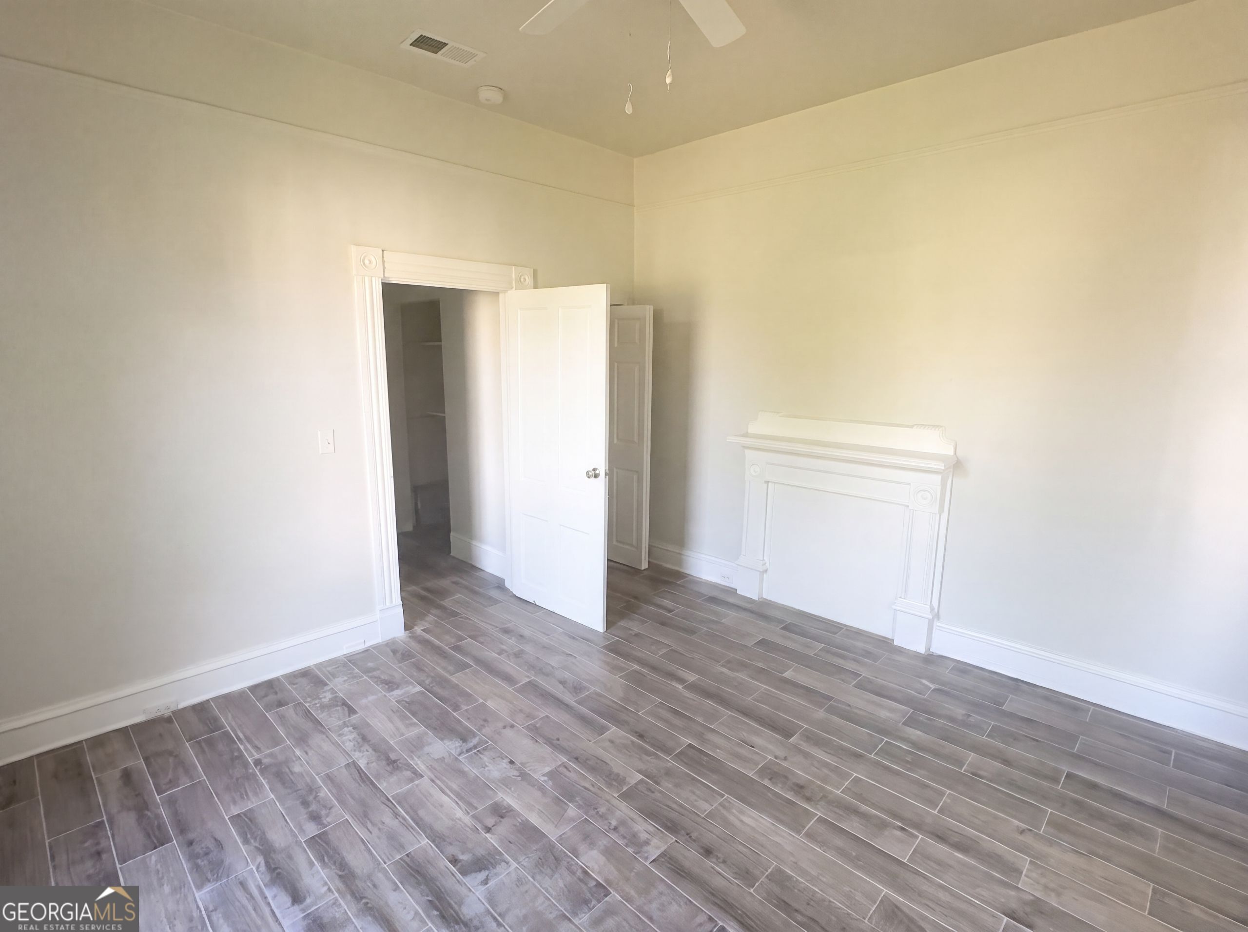 809 Mary Street Waycross, GA 31503 - Photo 4 of 24 Virtually Staged