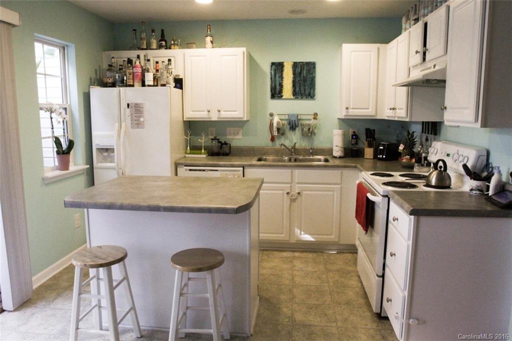 214 Butler Place, Unit 2104 Fort Mill, SC 29715 - Photo 2 of 17 Gallery Image 2