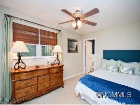 25 Chapman Street Clyde, NC 28721 - Photo 11 of 12 Gallery Image 11