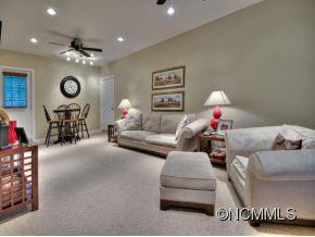 25 Chapman Street Clyde, NC 28721 - Photo 5 of 12 Gallery Image 5