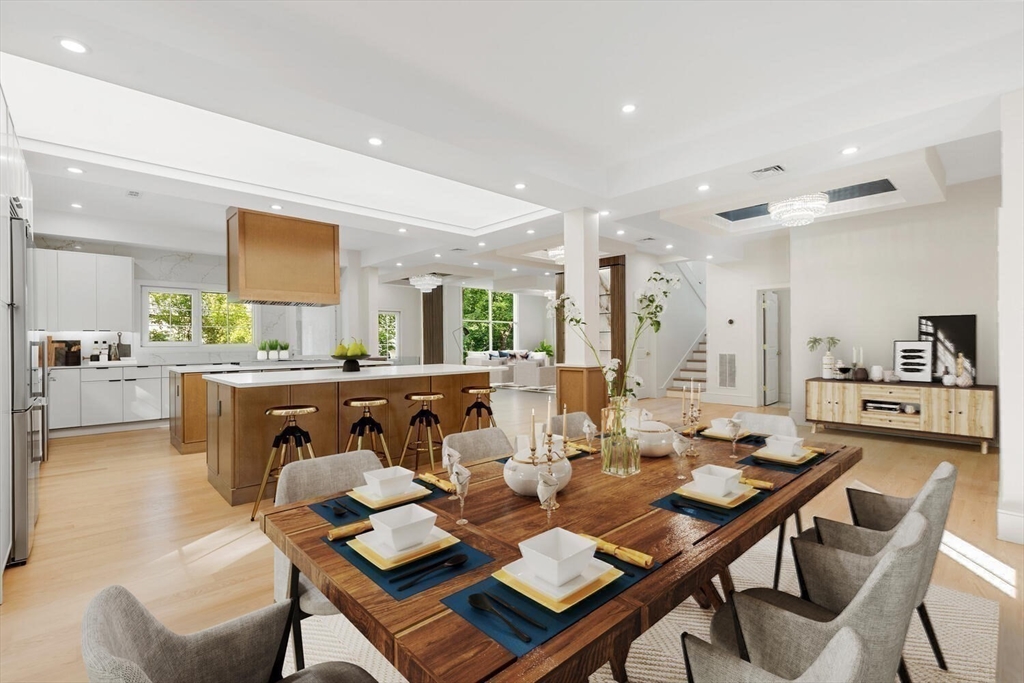 58 Chestnut Street Lynnfield, MA 01940 - Photo 14 of 42 a dining room with furniture and wooden floor