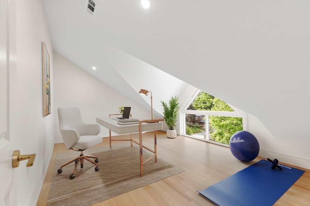 58 Chestnut Street Lynnfield, MA 01940 - Photo 34 of 42 a living room with furniture and a large window