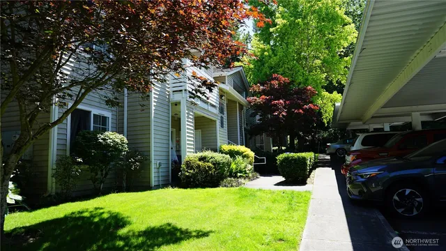 $335,000 | 801 Rainier Avenue North, Unit B311, Renton, WA 98057