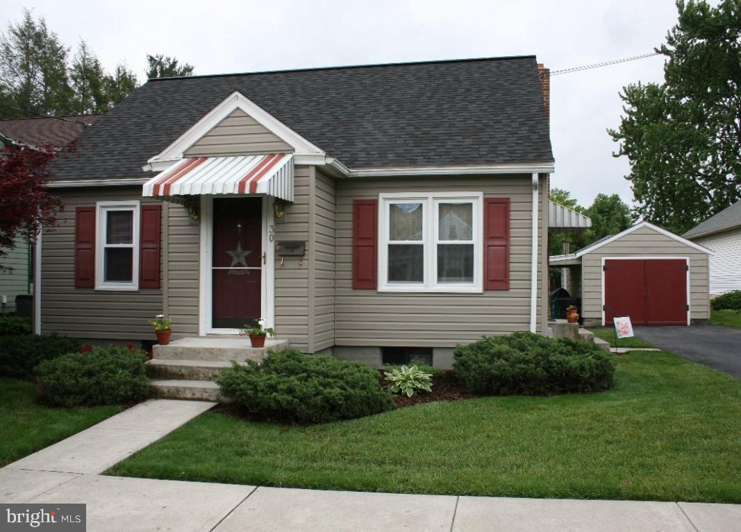 30 East Lemon Street Lititz, PA 17543 - Photo 1 of 12