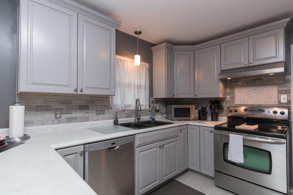 7427 Combs Road Indianapolis, IN 46237 - Photo 12 of 35 Gallery Image 12