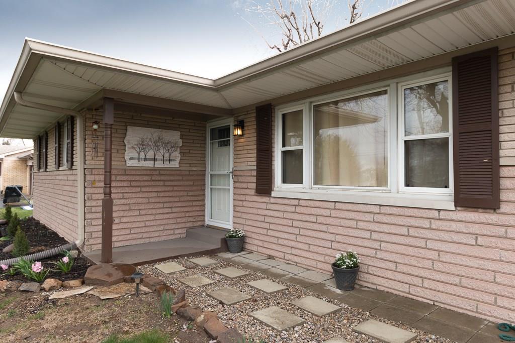 7427 Combs Road Indianapolis, IN 46237 - Photo 3 of 35 Gallery Image 3