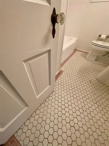 $3,000 | 3905 Pershing Avenue, Fort Worth, TX 76107