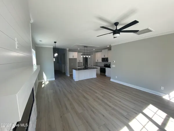 $477,700 | 504 Lakeshore Drive, Aberdeen, NC 28315