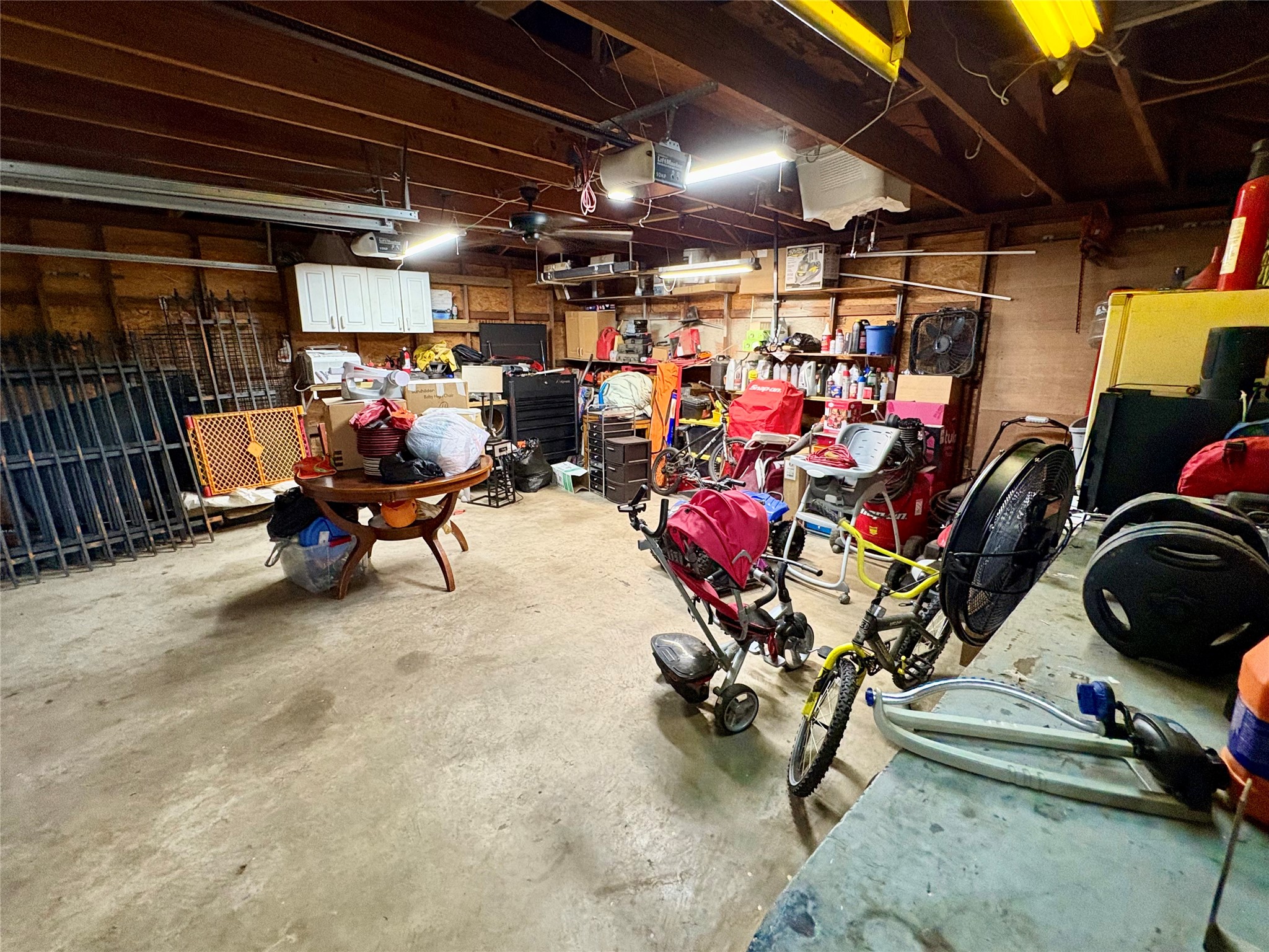 21802 Rotherham Drive Spring, TX 77388 - Photo 25 of 25 Garage (indoor)