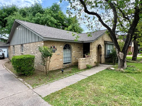 $2,500 | 21802 Rotherham Drive, Spring, TX 77388