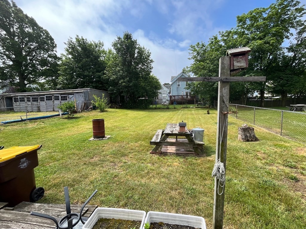 465 Peckham Street Fall River, MA 02721 - Photo 6 of 27 Gallery Image 6