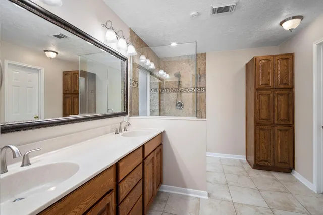 $3,550 | 1927 Enchanted Park Drive, Spring, TX 77386