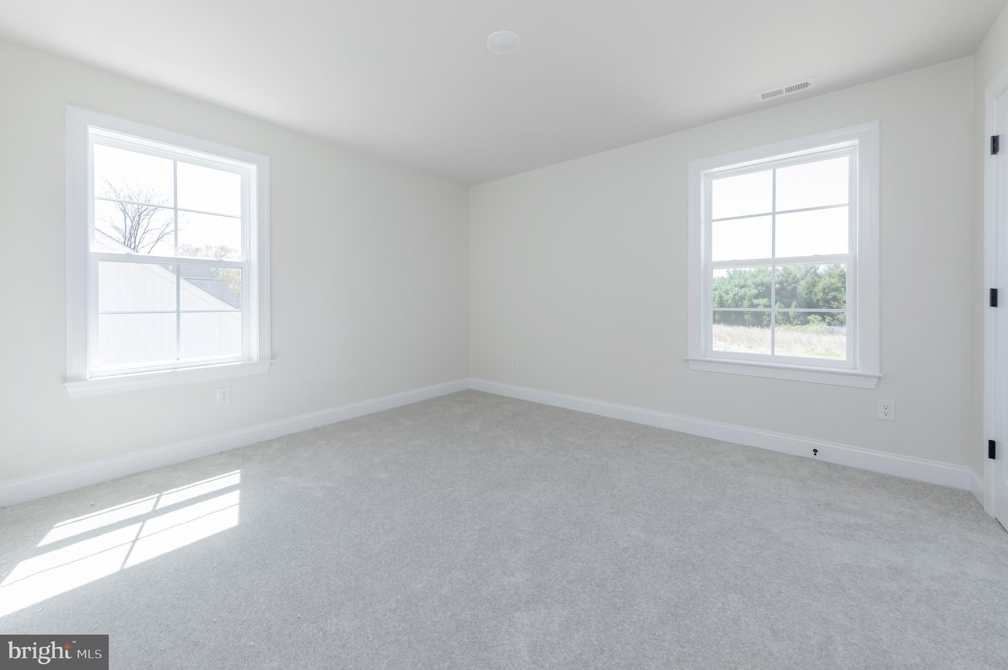 37 Whiskey Mill Road Clarksboro, NJ 08020 - Photo 24 of 33 an empty room with a window