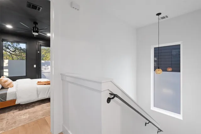 $5,000 | 2209 Rae Dell Avenue, Austin, TX 78704