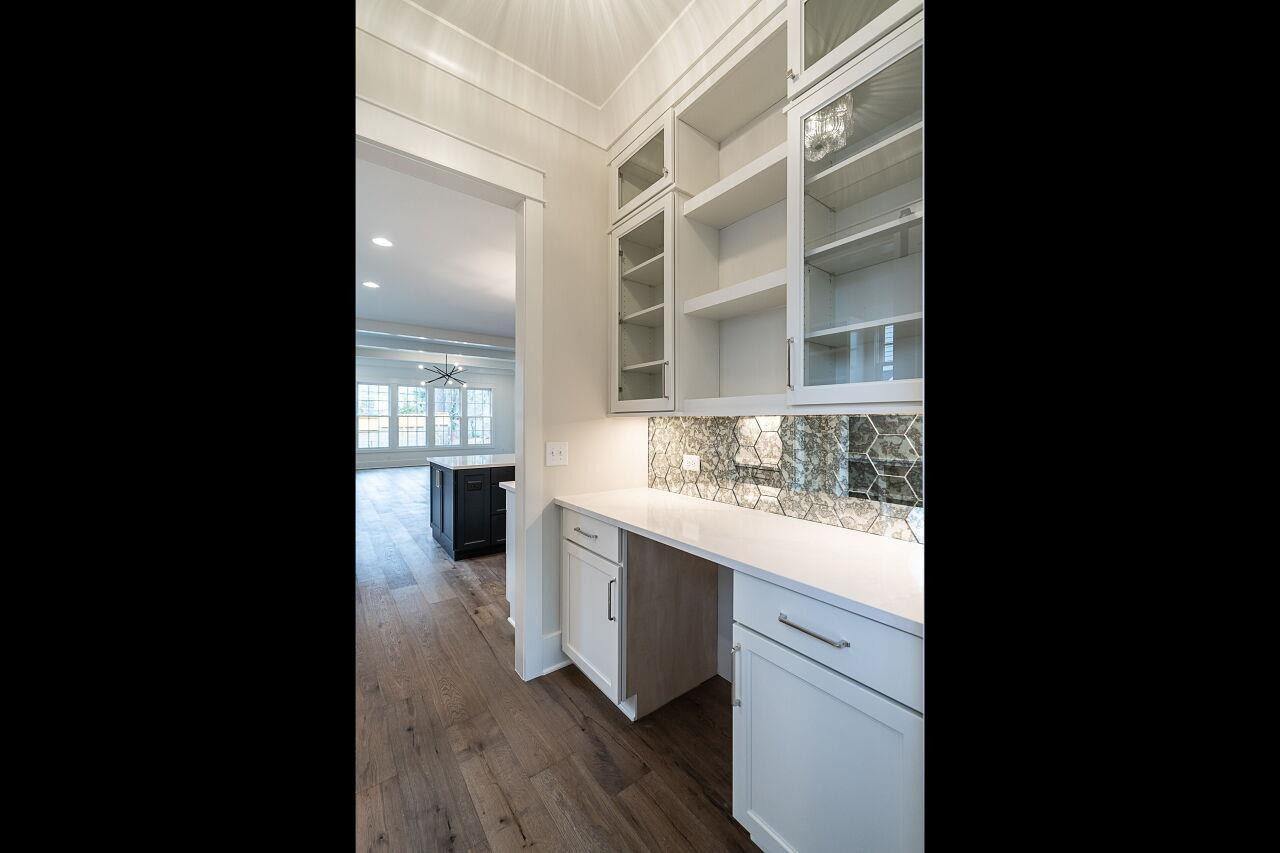 1104 Shelley Road Raleigh, NC 27609 - Photo 8 of 45 Photo 8
