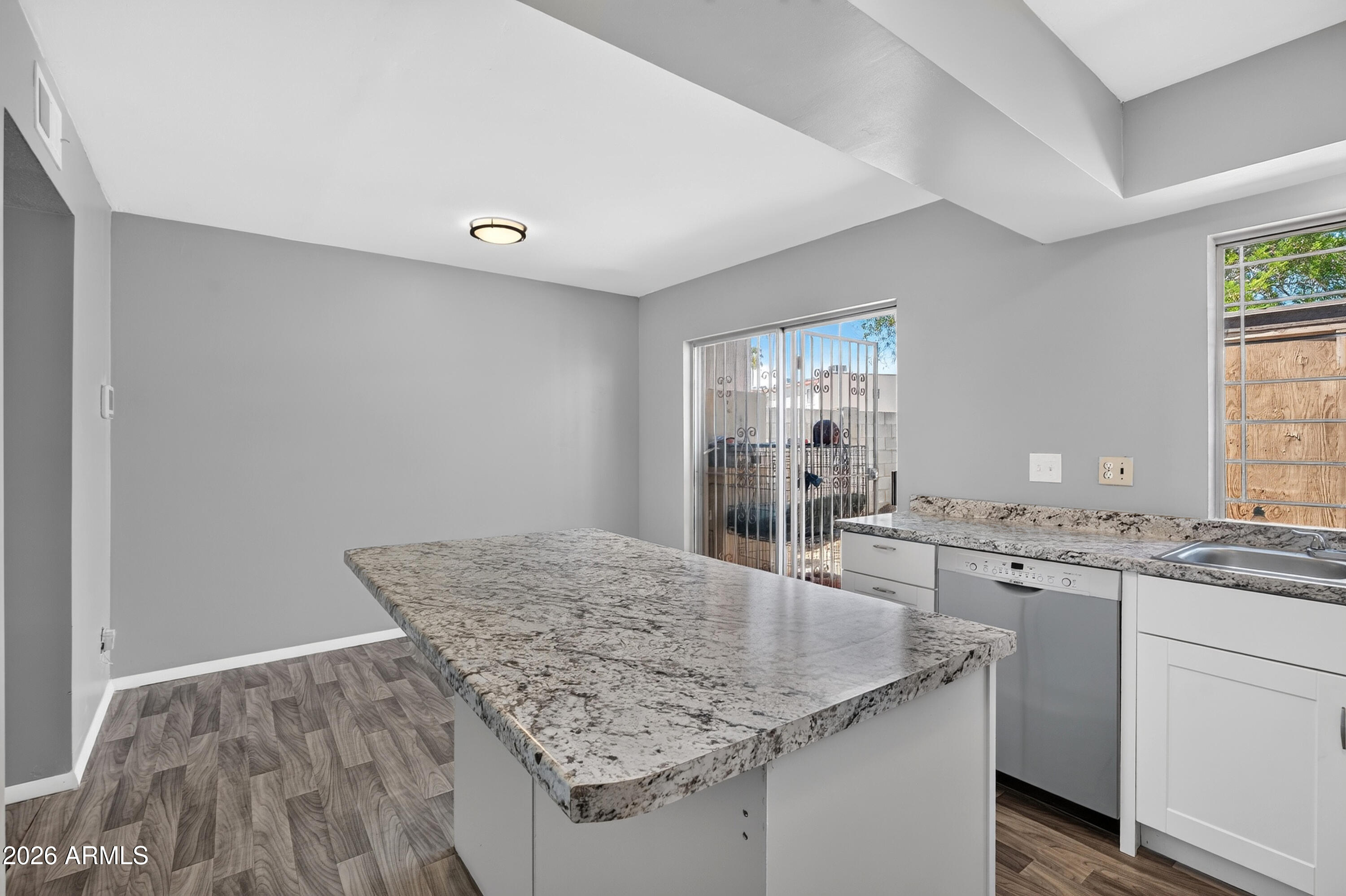 4625 West Thomas Road, Unit 34 Phoenix, AZ 85031 - Photo 12 of 31 015West Thomas Road