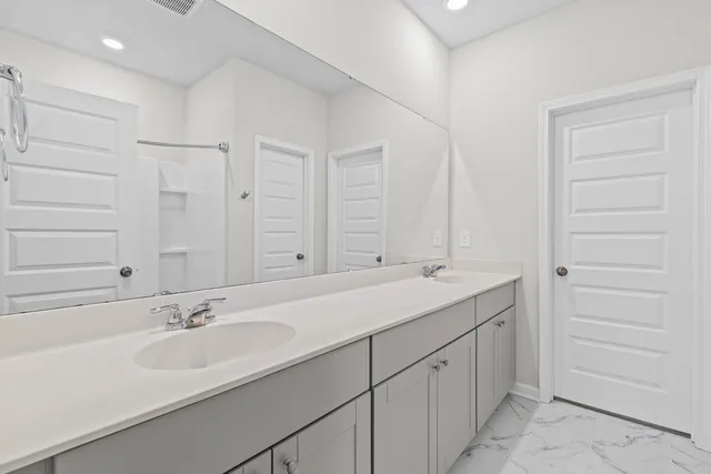 $389,000 | 606 Spanish Wells Road, Summerville, SC 29486