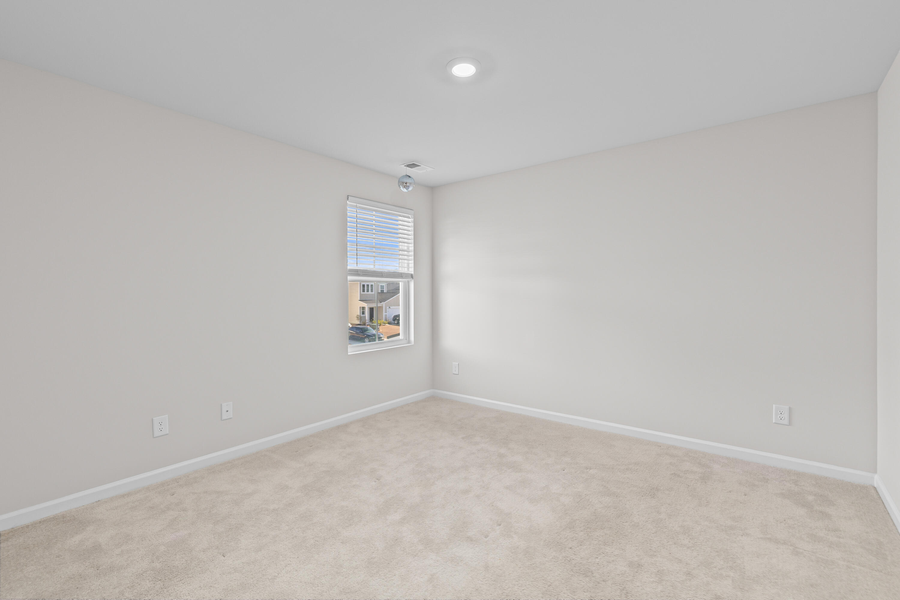 606 Spanish Wells Road Summerville, SC 29486 - Photo 18 of 34 Bedroom