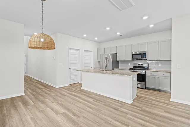 $389,000 | 606 Spanish Wells Road, Summerville, SC 29486