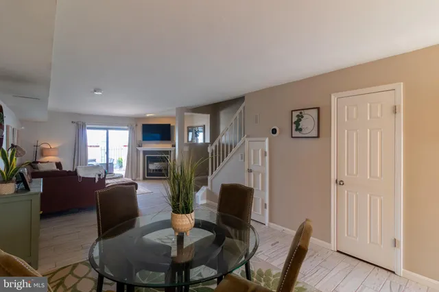 $2,800 | 25 E Queen Elizabeth Court, Chester, MD 21619