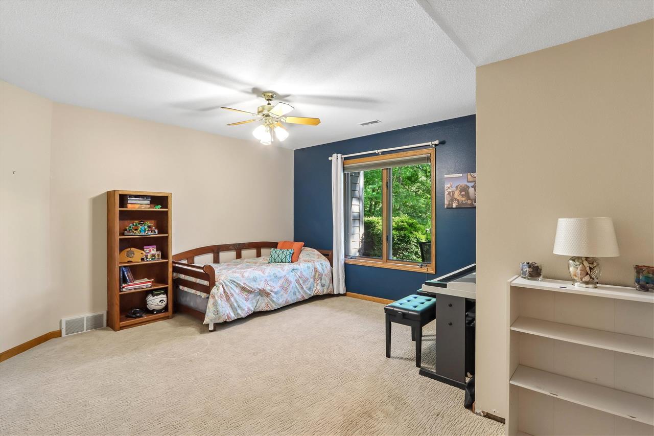 3057 Sandy Beach Road Northeast Swisher, IA 52338 - Photo 30 of 41 Gallery Image 30