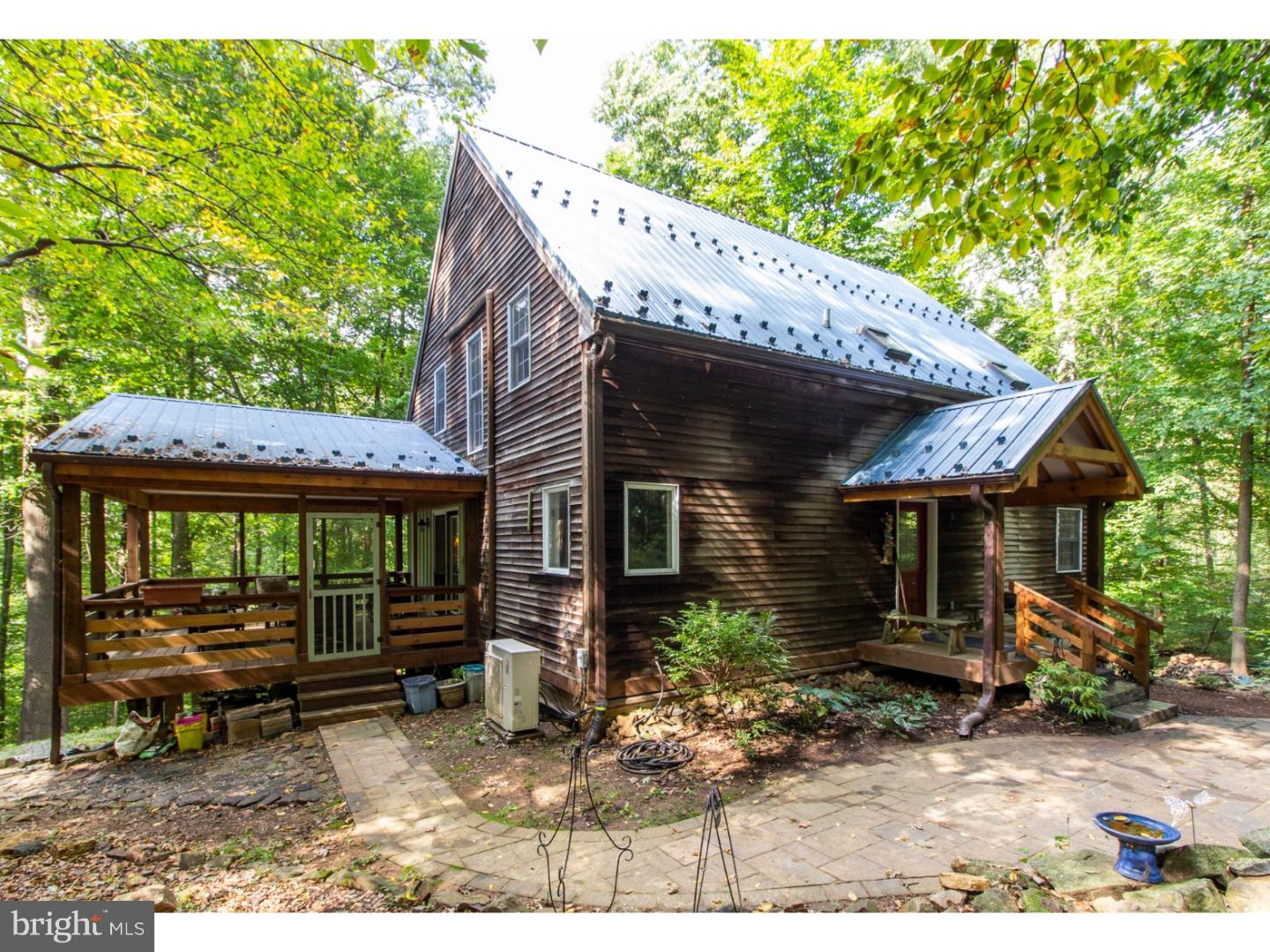 941 Western Road Phoenixville, PA 19460 - Photo 1 of 25 Gallery Image 1